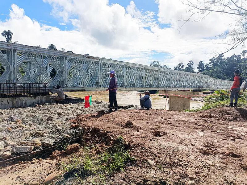 CB 200 Bailey-Brücke, zweireihige, einlagige, verstärkte, verzinkte Bailey-Brücke