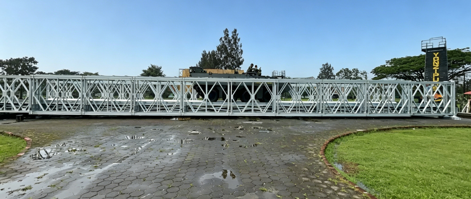 Indonesische zweischichtige, einreihige, verstärkte, verzinkte Bailey-Brücke vom Typ 200